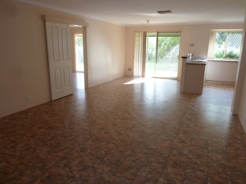 16 Thomson Street, Northam WA 6401