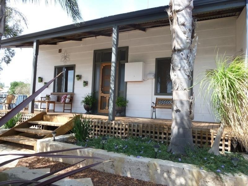 28 Burgoyne Street, Northam WA 6401