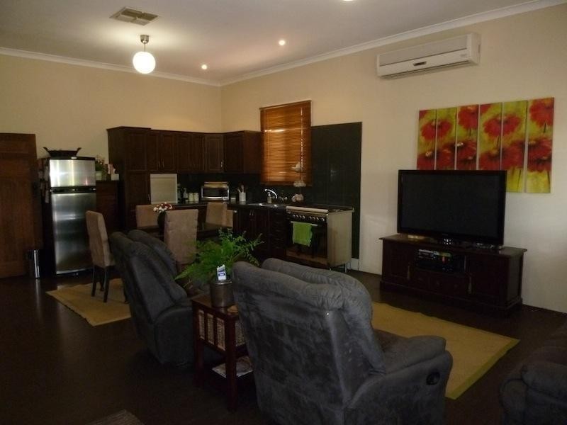 28 Burgoyne Street, Northam WA 6401