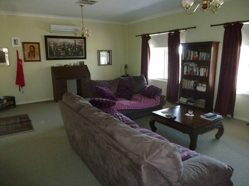 27 Carroll Street, Northam WA 6401