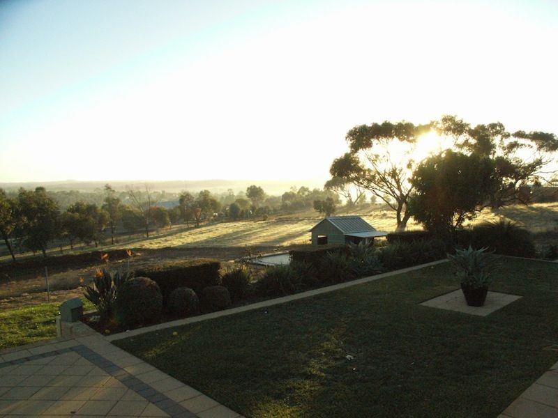 7 Loton Drive, Northam WA 6401