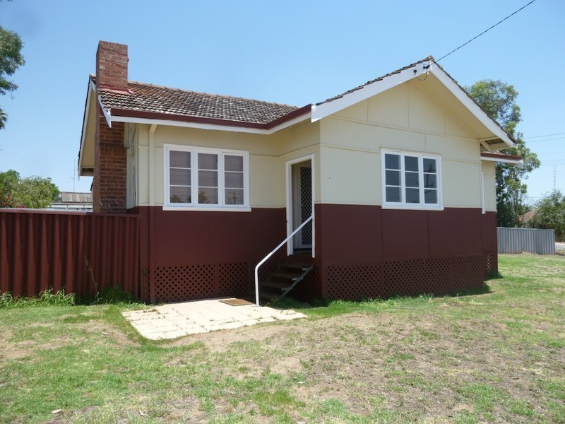 34 Queen Street, Northam WA 6401