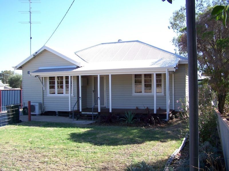 33 East Street, Northam WA 6401