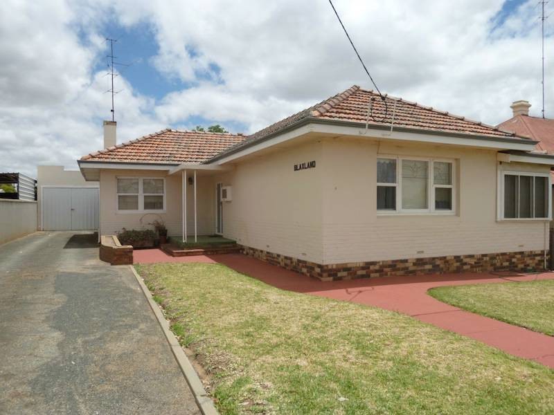 4 Duke Street, Northam WA 6401