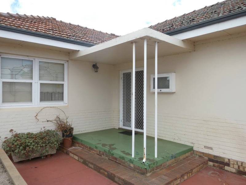 4 Duke Street, Northam WA 6401