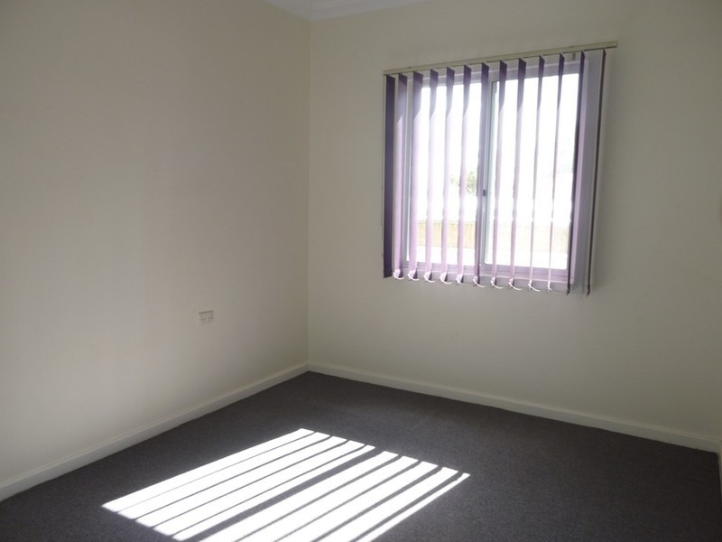 8 Strickland Avenue, Northam WA 6401