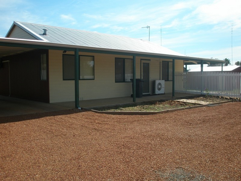 9 Turner Street, Northam WA 6401