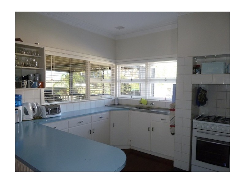 11 Christmass Street, Northam WA 6401
