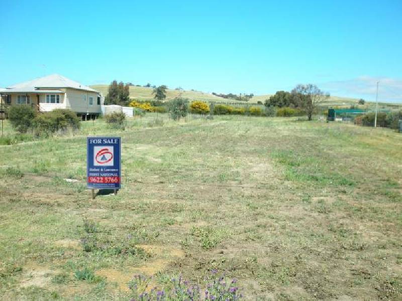 Robinson Street, Spencers Brook WA 6401