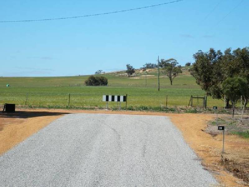 Robinson Street, Spencers Brook WA 6401