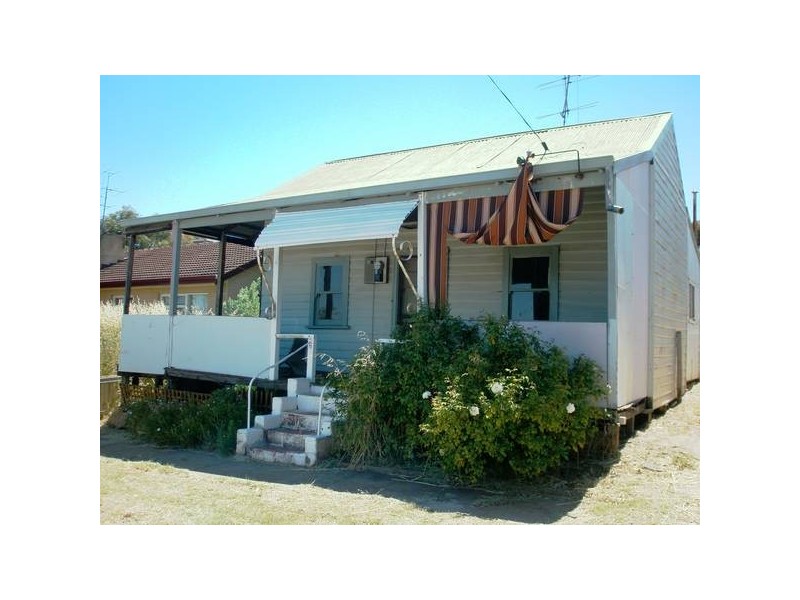 5 Hopetoun Ave, Northam WA 6401