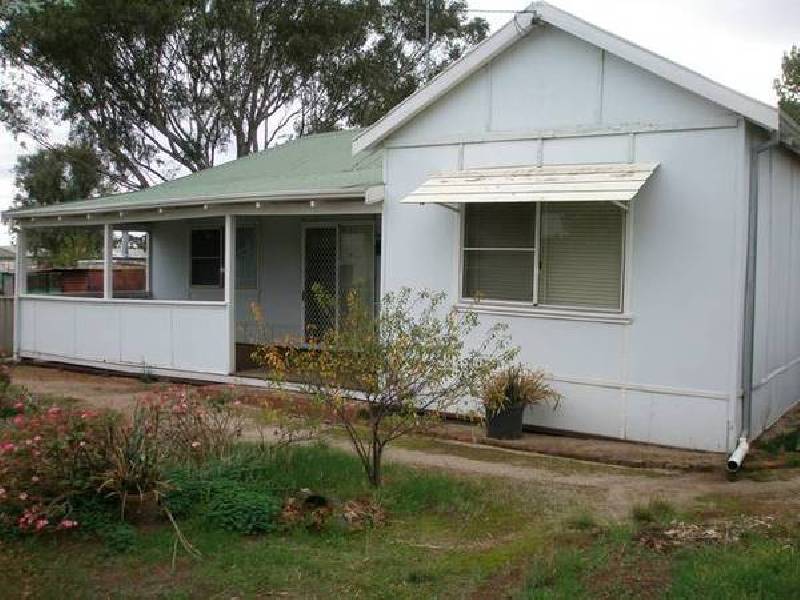 37 East Street, Northam WA 6401
