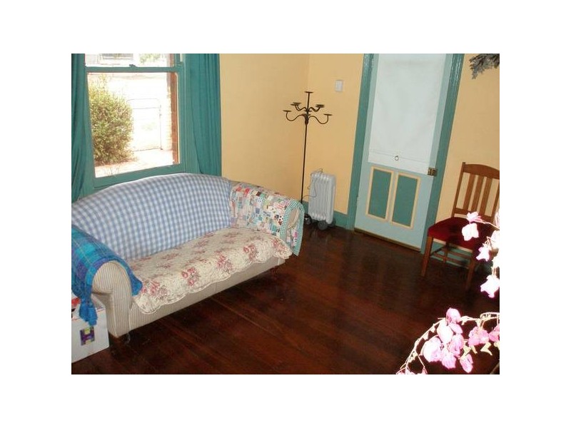 Chidlow Street, Northam WA 6401