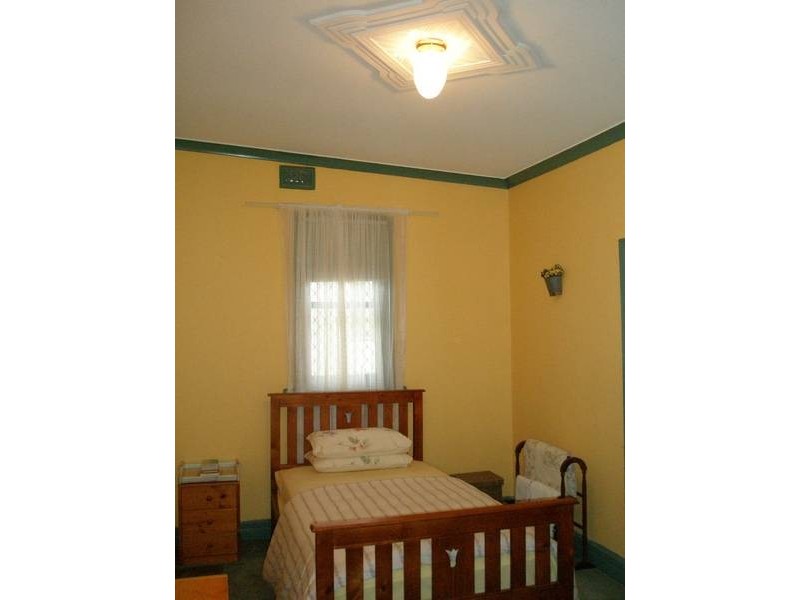 Chidlow Street, Northam WA 6401