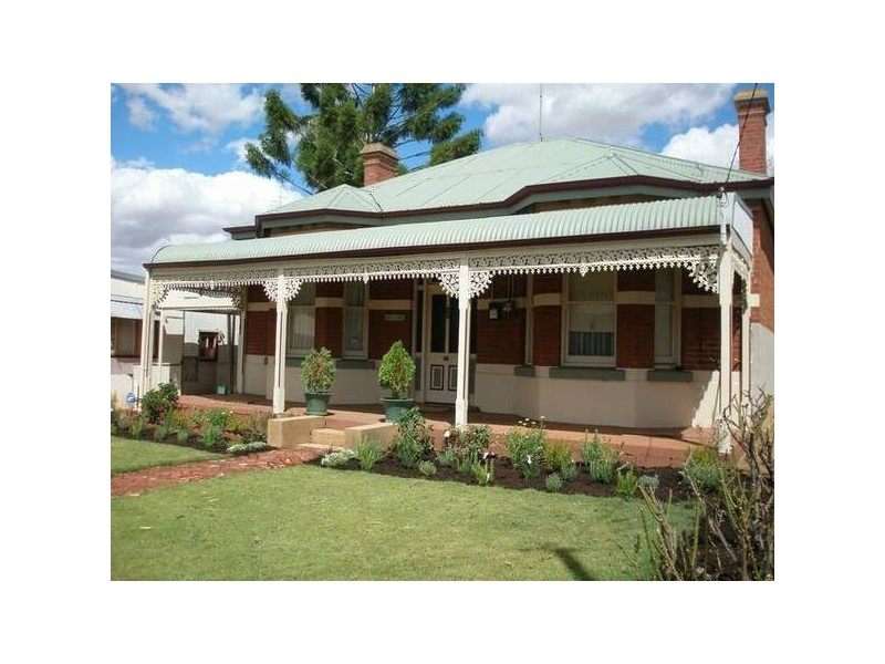 Wellington Street, Northam WA 6401