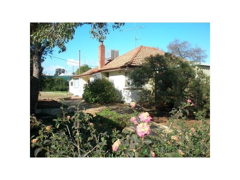 57 Gairdner Street, Northam WA 6401