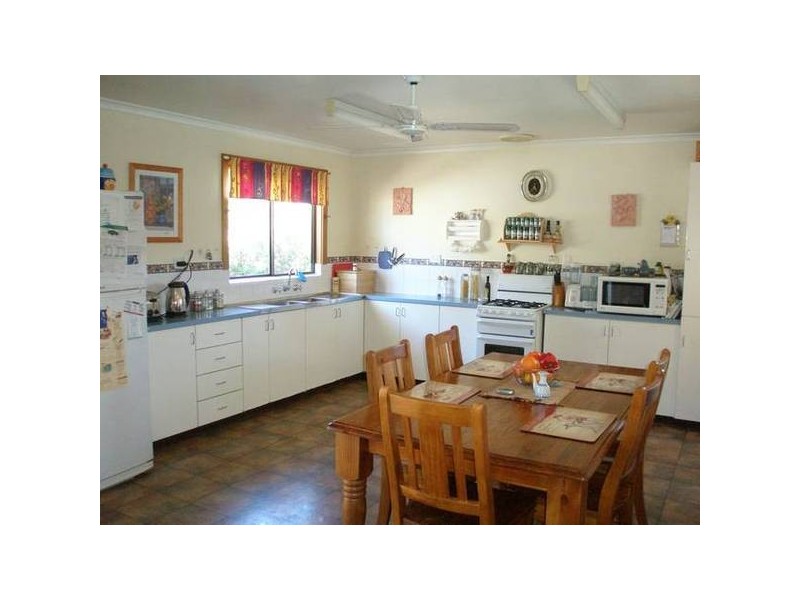 13 James Street, Northam WA 6401