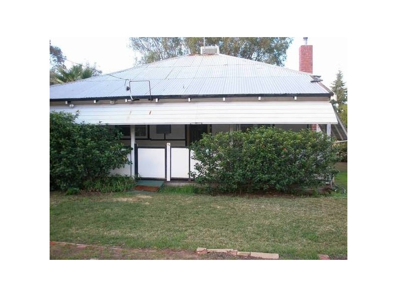 Hampton Street, Northam WA 6401