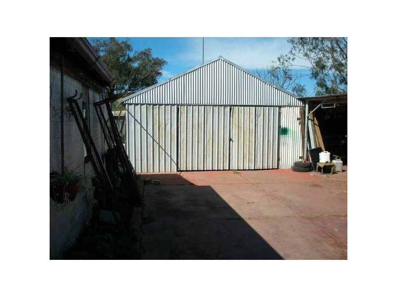 7 Knight Street, Northam WA 6401