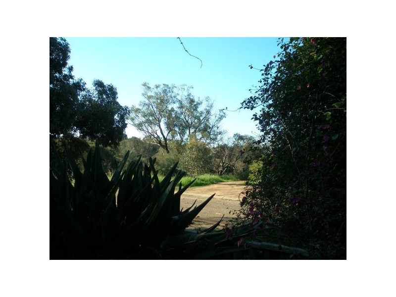 4 Charles Street, Northam WA 6401