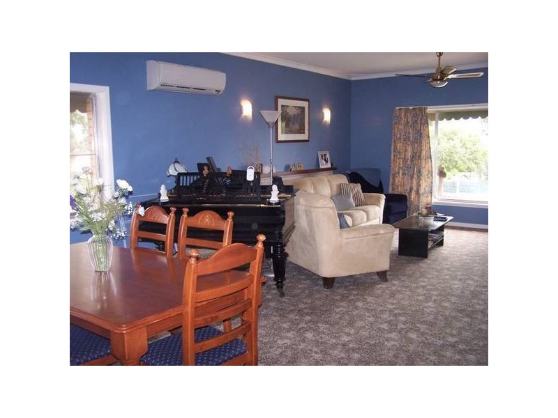 93 Chidlow Street, Northam WA 6401