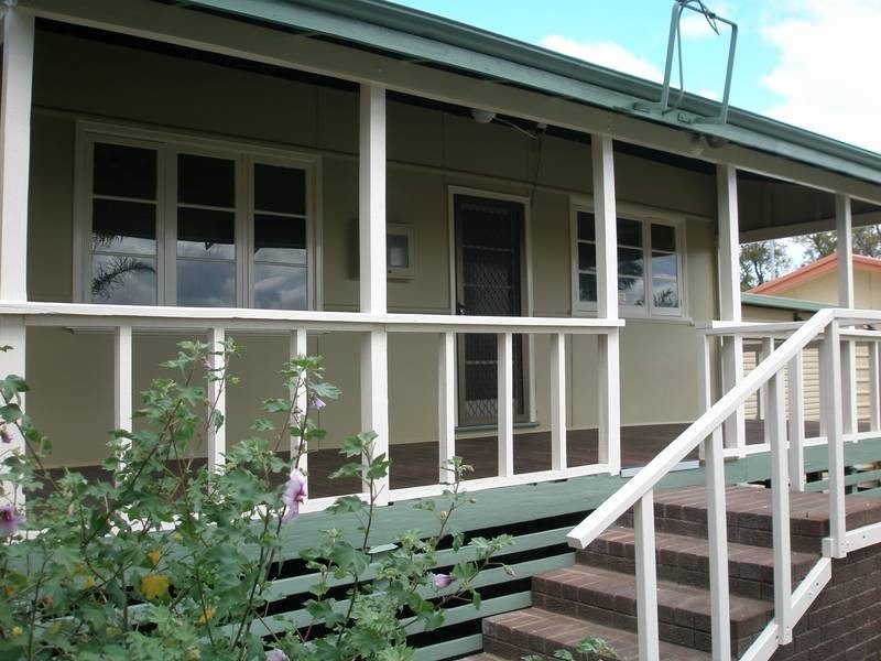 64 Hutt Street, Northam WA 6401