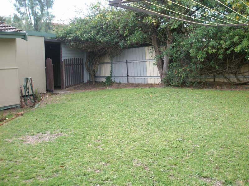 64 Hutt Street, Northam WA 6401