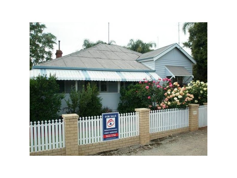 35 Gairdner Street, Northam WA 6401