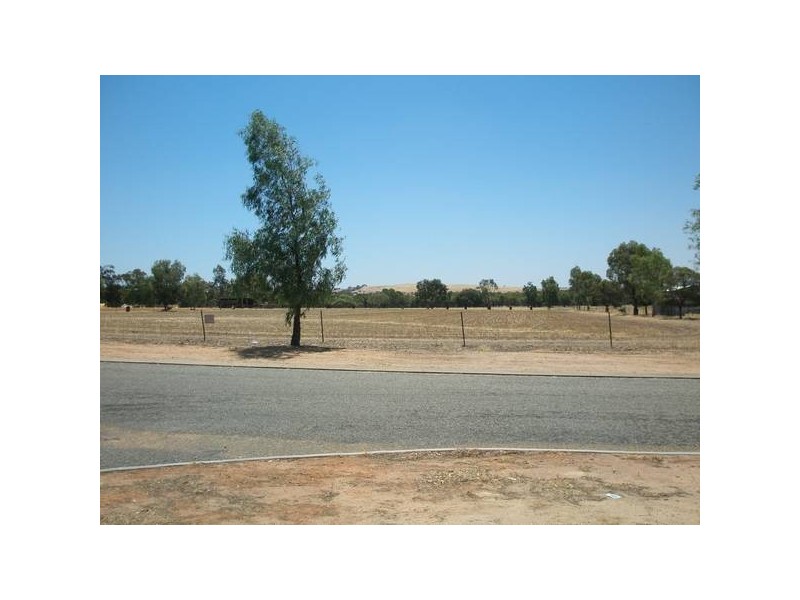 39 Perina Way, Northam WA 6401