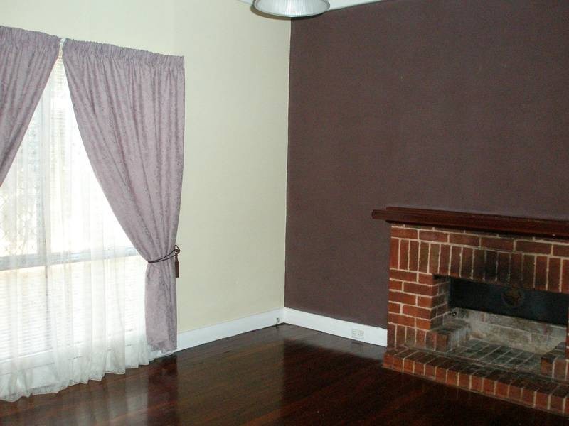 5 Clarke Street, Northam WA 6401