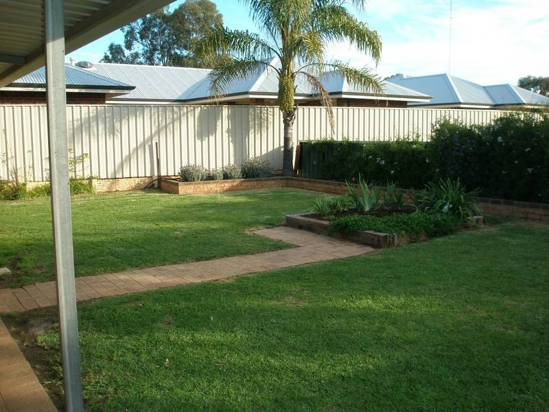 5 Clarke Street, Northam WA 6401