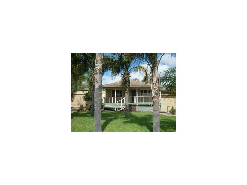 64 Hutt Street, Northam WA 6401