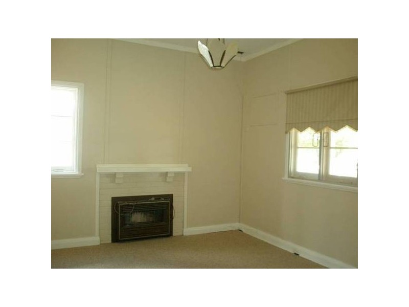 24 Hampton Street, Northam WA 6401