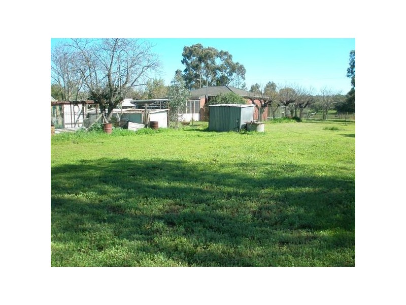 7 Knight Street, Northam WA 6401