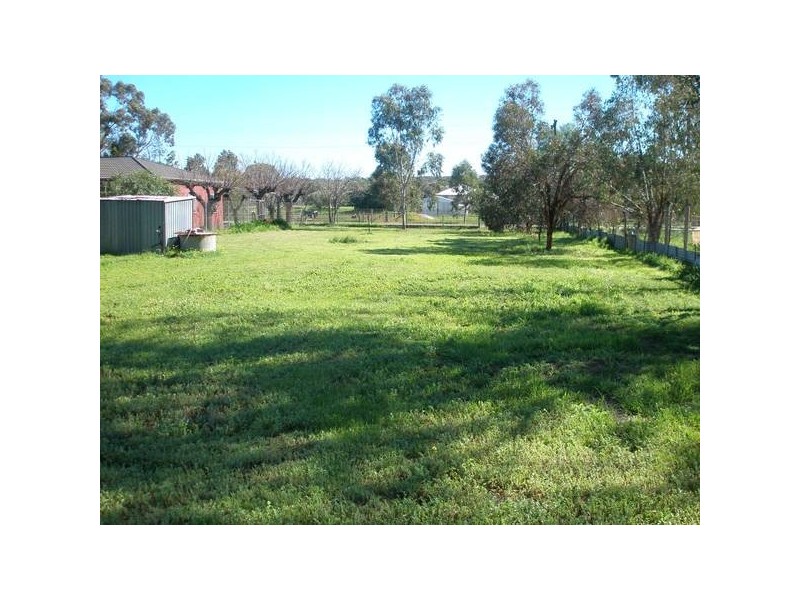 7 Knight Street, Northam WA 6401