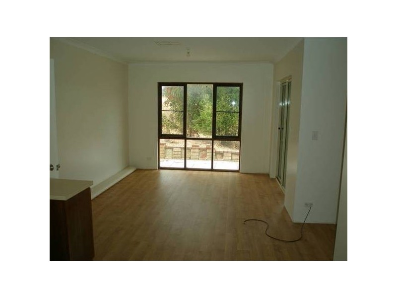 86 Avro Anson Road, Northam WA 6401