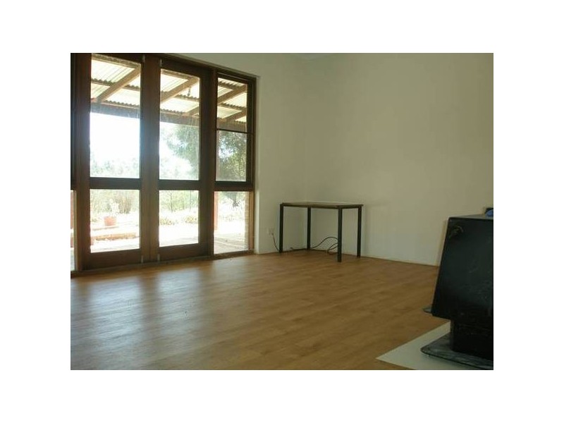 86 Avro Anson Road, Northam WA 6401