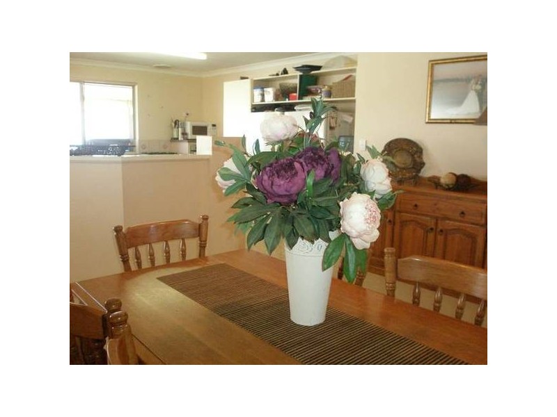 11 Killick Street, Northam WA 6401