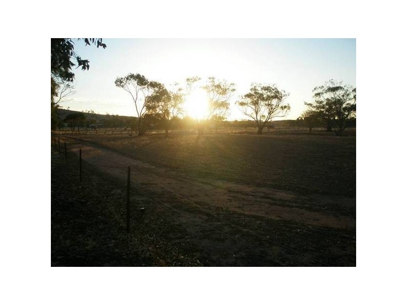 51 Suburban Road, Northam WA 6401
