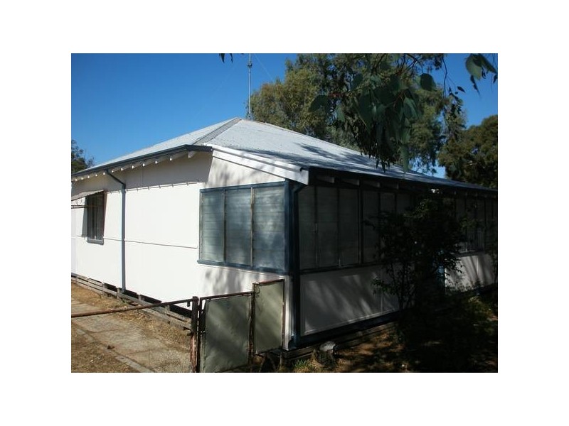 7 Edmondson Street, Northam WA 6401