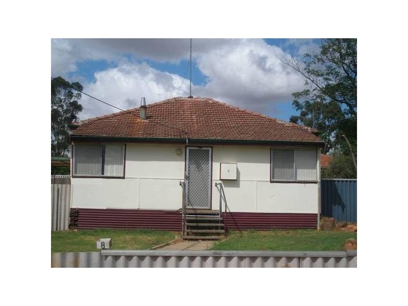 8 Yalbaroo Road, Northam WA 6401