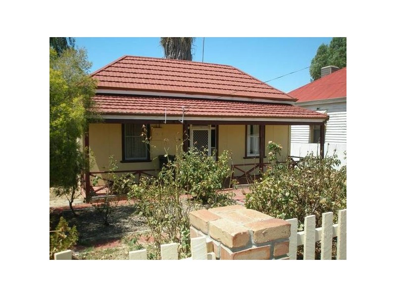 12 Hampton Street, Northam WA 6401