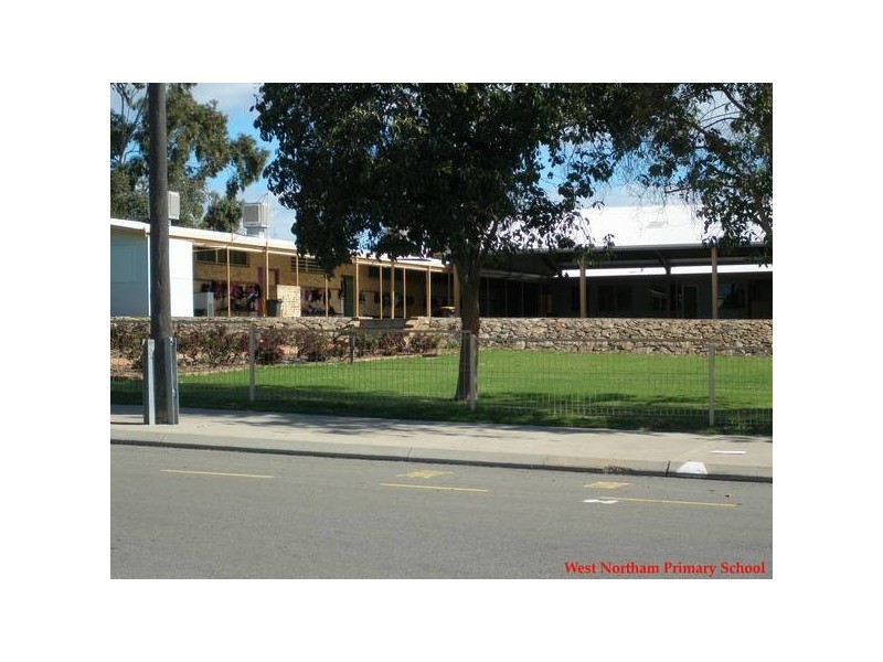 17 Turner Street, Northam WA 6401