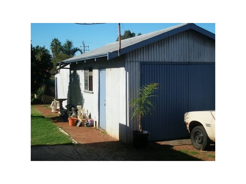 22 Weld Street, Northam WA 6401