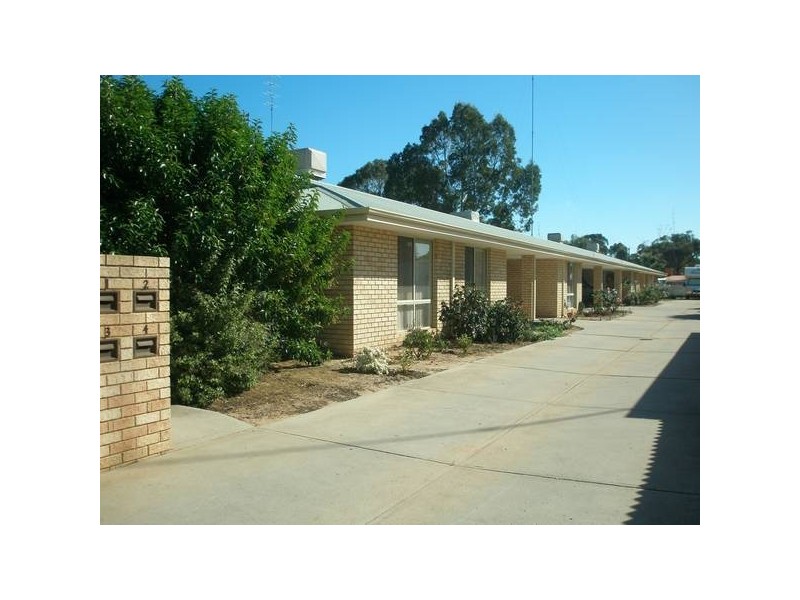 2/16 Forrest Street, Northam WA 6401