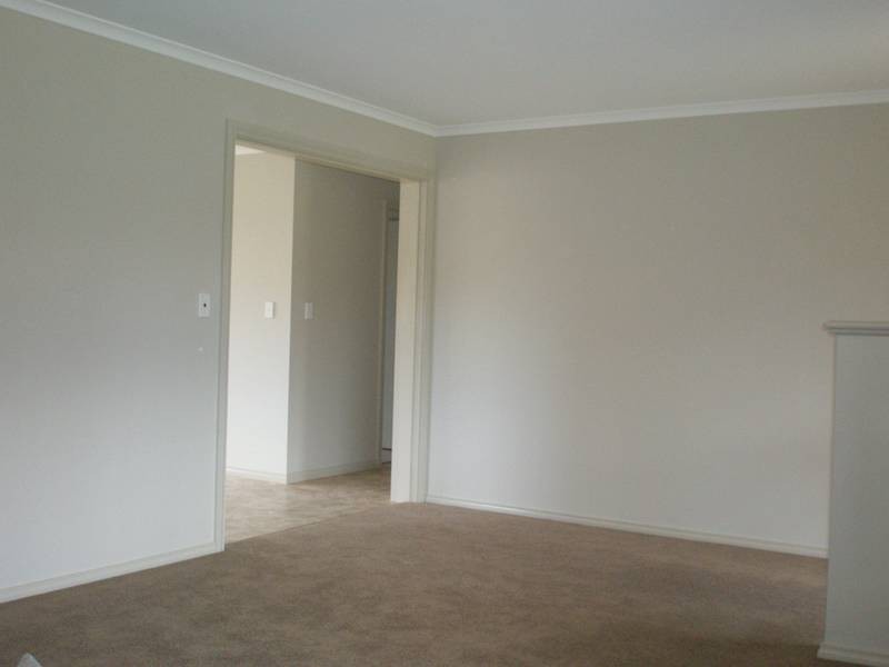 24 Lockyer Road, Clackline WA 6564