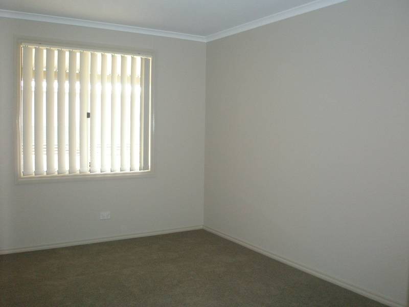 24 Lockyer Road, Clackline WA 6564