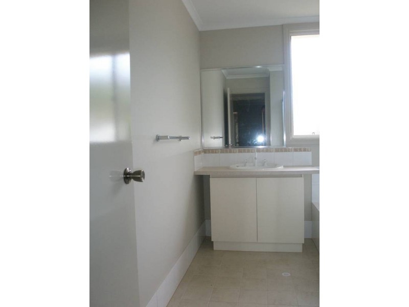 24 Lockyer Road, Clackline WA 6564