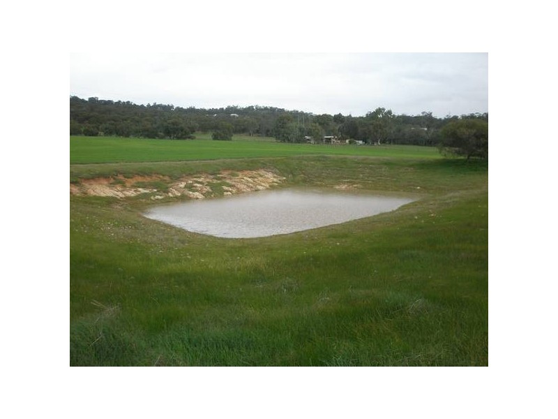 86 Leeder Road, Mokine WA 6401