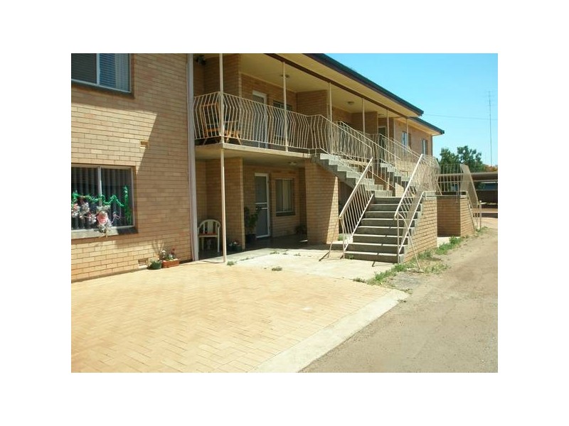 7/67 Newcastle Road, Northam WA 6401